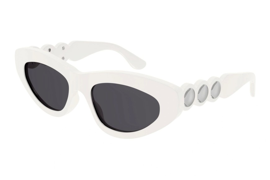 Les lunettes de soleil blanches sont stylées et cool.