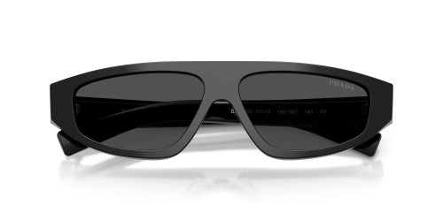 PRADA PR C02S - 16K08Z - 57 Lunettes de soleil Noir Angulaire