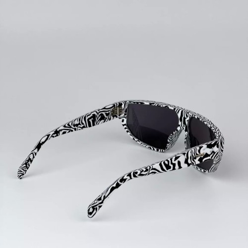 Celine CL40195I - 04A Lunettes de soleil Zèbre Dessus plat