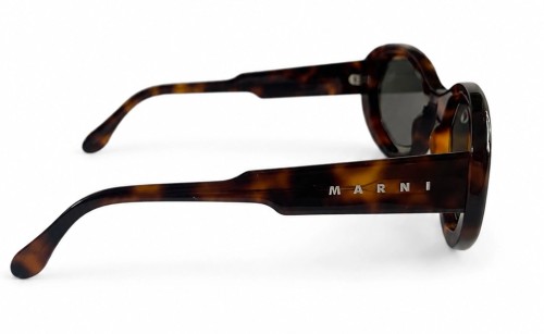 Marni P6P Marni Mount Bromo - 55 Lunettes de soleil Havane Ovale
