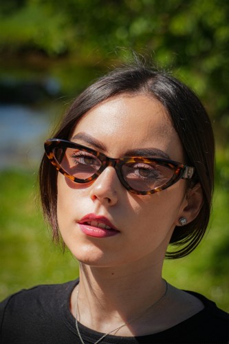 MIU MIU MU B11SU - 14L4I0 - 55 Lunettes de soleil Havane miel Œil de chat