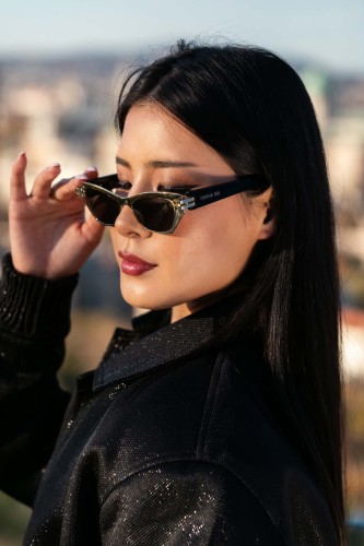 Dior CDIOR B3U - B0A0 D - 53 Lunettes de soleil Or, Noir Œil de chat