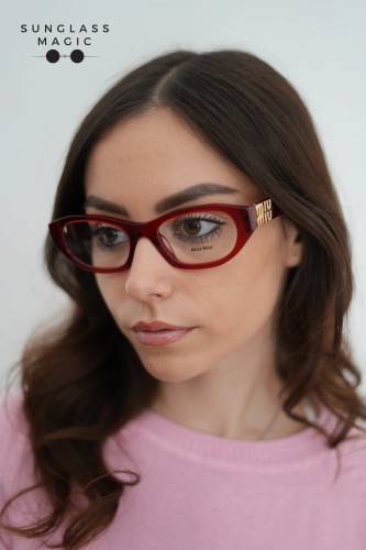 MIU MIU MU 03WV - 25M1O1 - 53 Cadres optiques Rouge écarlate Irrégulier