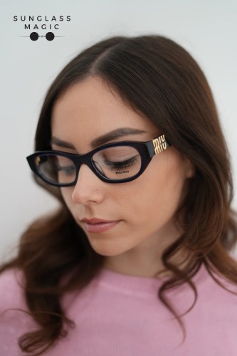 MIU MIU MU 03WV - ​16K1O1 - ​53 Cadres optiques Noir Ovale
