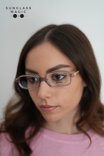 MIU MIU MU 01YV - 12W1O1 - 53 Cadres optiques Mauve, transparent Angulaire