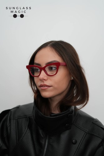 Alexander McQueen AM0381O - 003 - 47 Cadres optiques Rouge Œil de chat