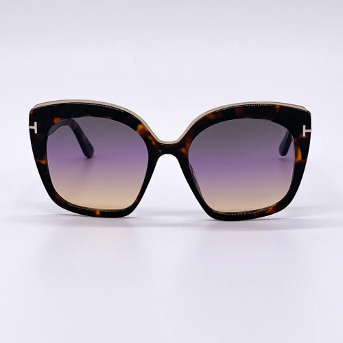 Tom Ford FT0944 CHANTALLE - 55B - 55 Lunettes de soleil Havane Coussin arrondi