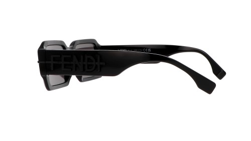 Fendi FE40073U - 01A - 52 Lunettes de soleil Noir Angulaire