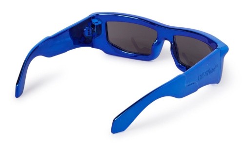 Off-White OERI074 VOLCANITE - 4545 - 58 Lunettes de soleil Bleu Angulaire
