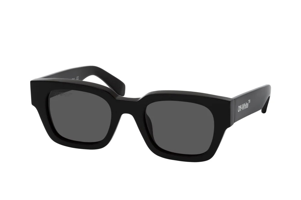 Off-White OERI018 ZURICH - 1007 - 51 Lunettes de soleil Noir Angulaire