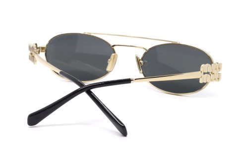 MIU MIU MU 54ZS - ZVN08Z - 53 Lunettes de soleil Ovale
